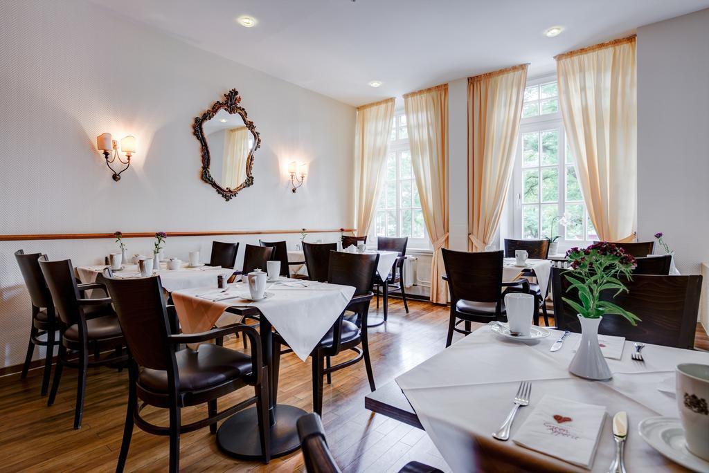 Hotel Fuerst Bismarck Хамбург Екстериор снимка